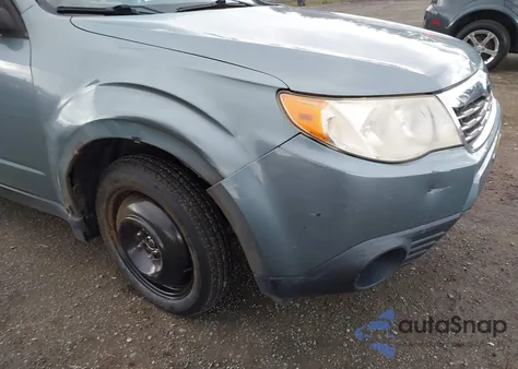 2010 Subaru Forester 2.5X Premium z USA, uszkodzony, nr VIN JF2SH6CC2AH766682